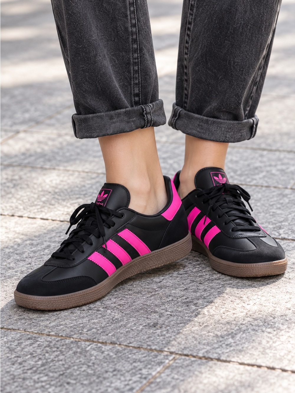 Adidas Samba OG W Sneakers | Black & Hot Pink | Women’s 9